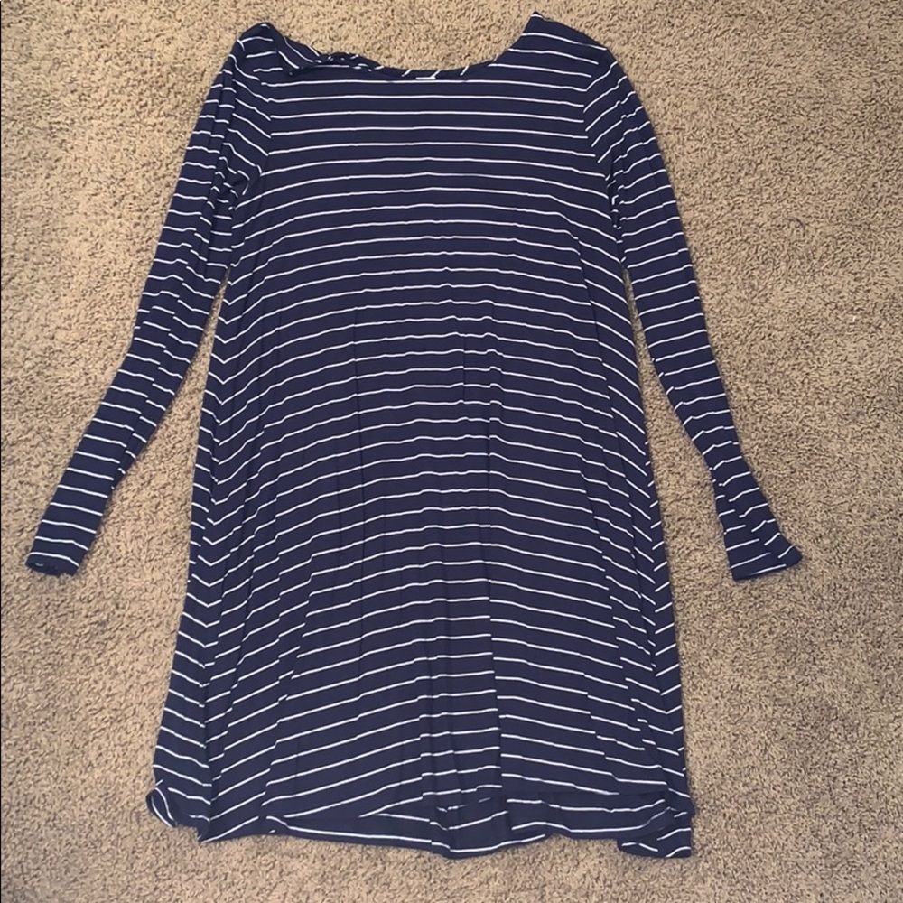 Women’s long sleeve dress